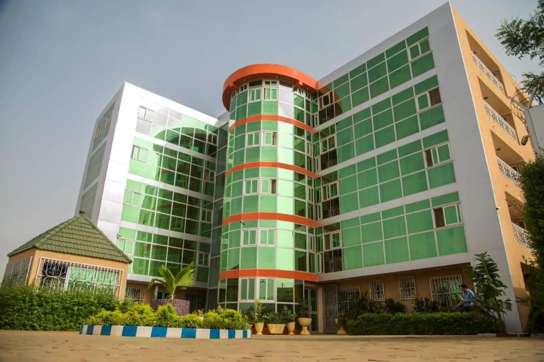Hotel Univers 3 Aeroport Luxe Niamey Eksteriør billede